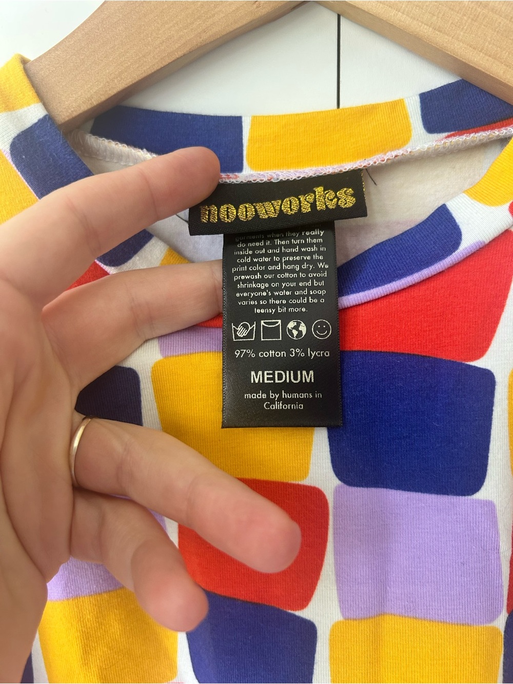 Nooworks Grid Puff Top - Picture 3 of 6
